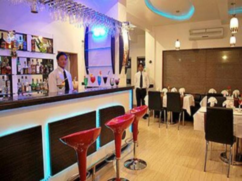 Hotel Sai Kripa Imperial Daman Exteriér fotografie